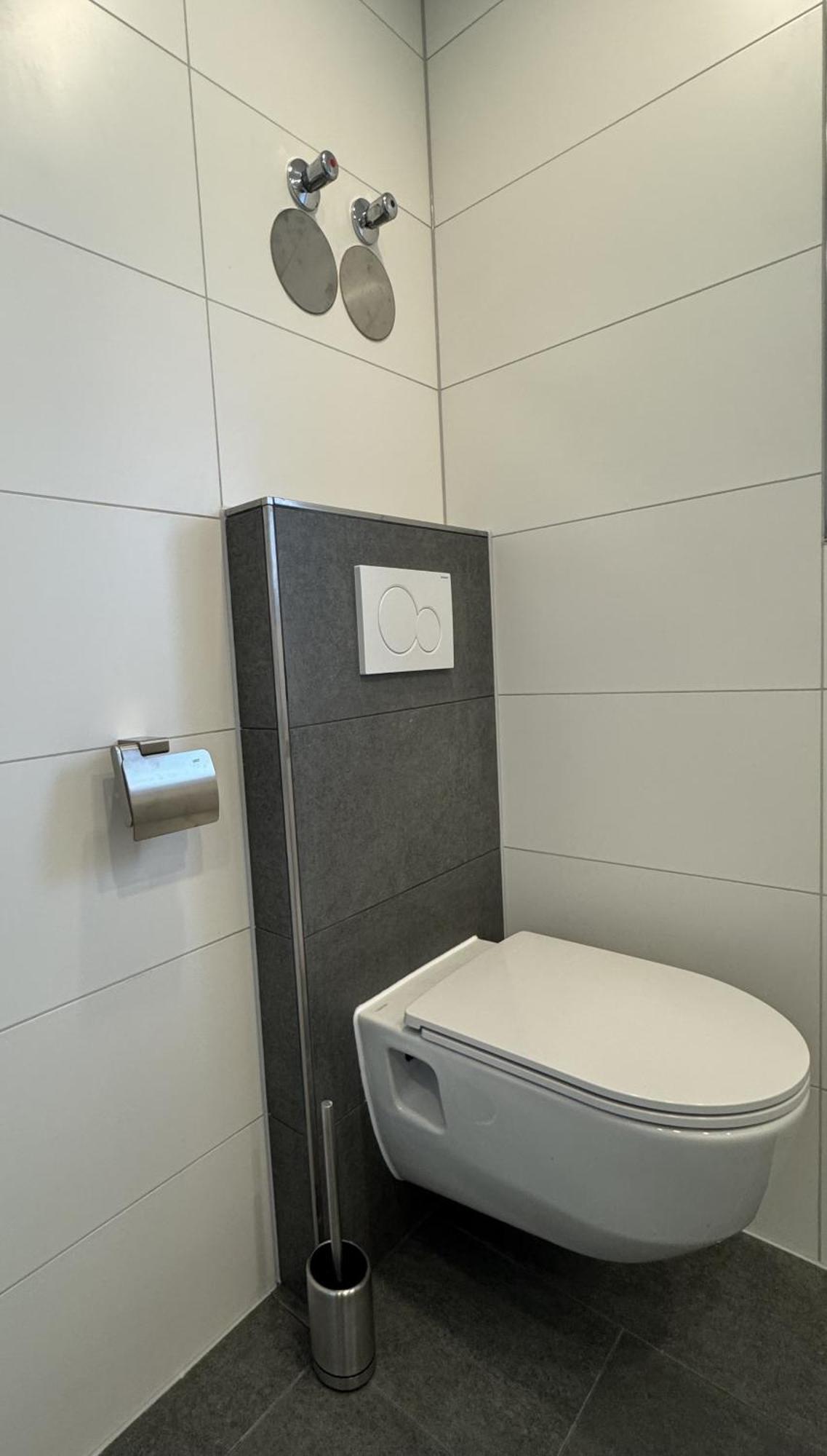 W&P Living Wohnung Mit Ausblick - Parkplatz Biberbach  Esterno foto