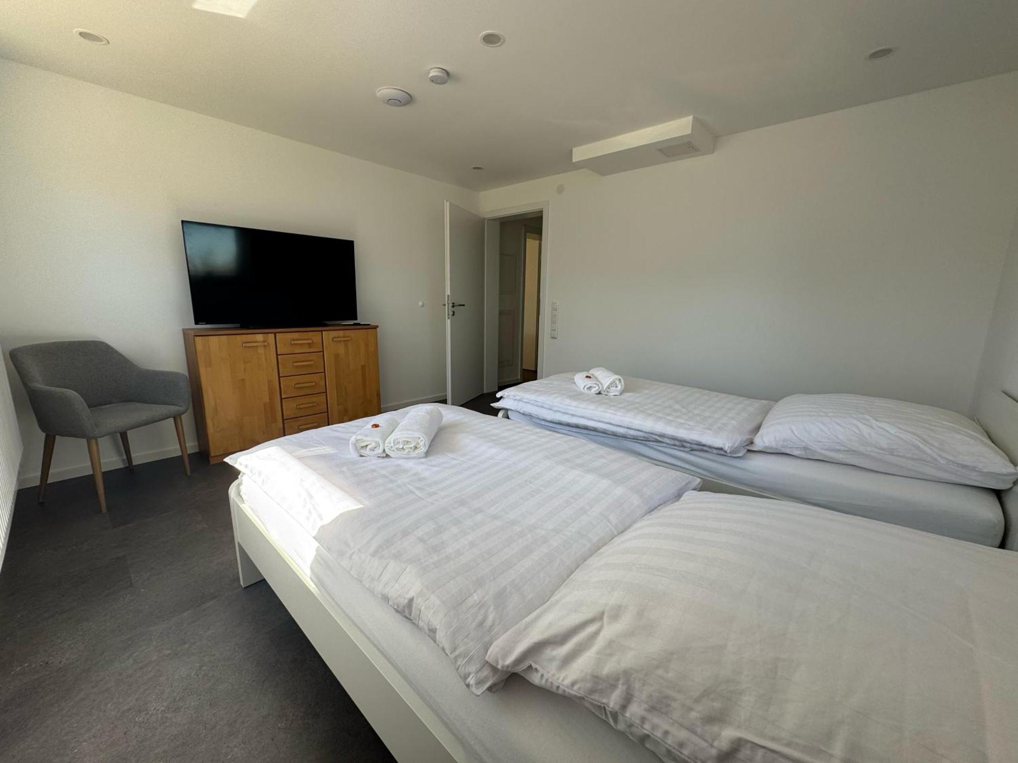 W&P Living Wohnung Mit Ausblick - Parkplatz Biberbach  Esterno foto